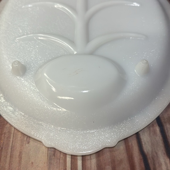 Milk Glass Atomic Burst Meat Platter MCM - Picture 3 of 4